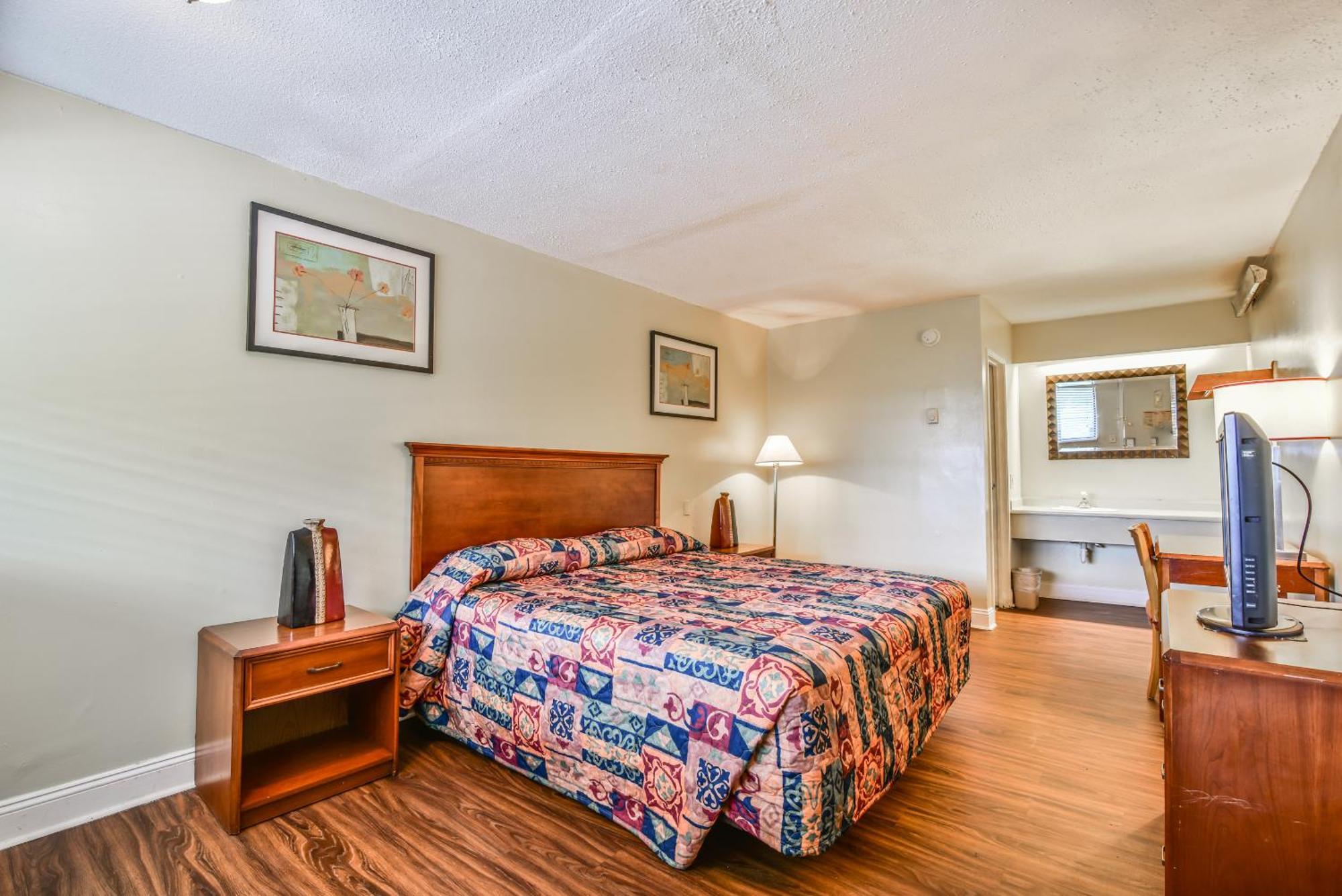 Hotel Economy