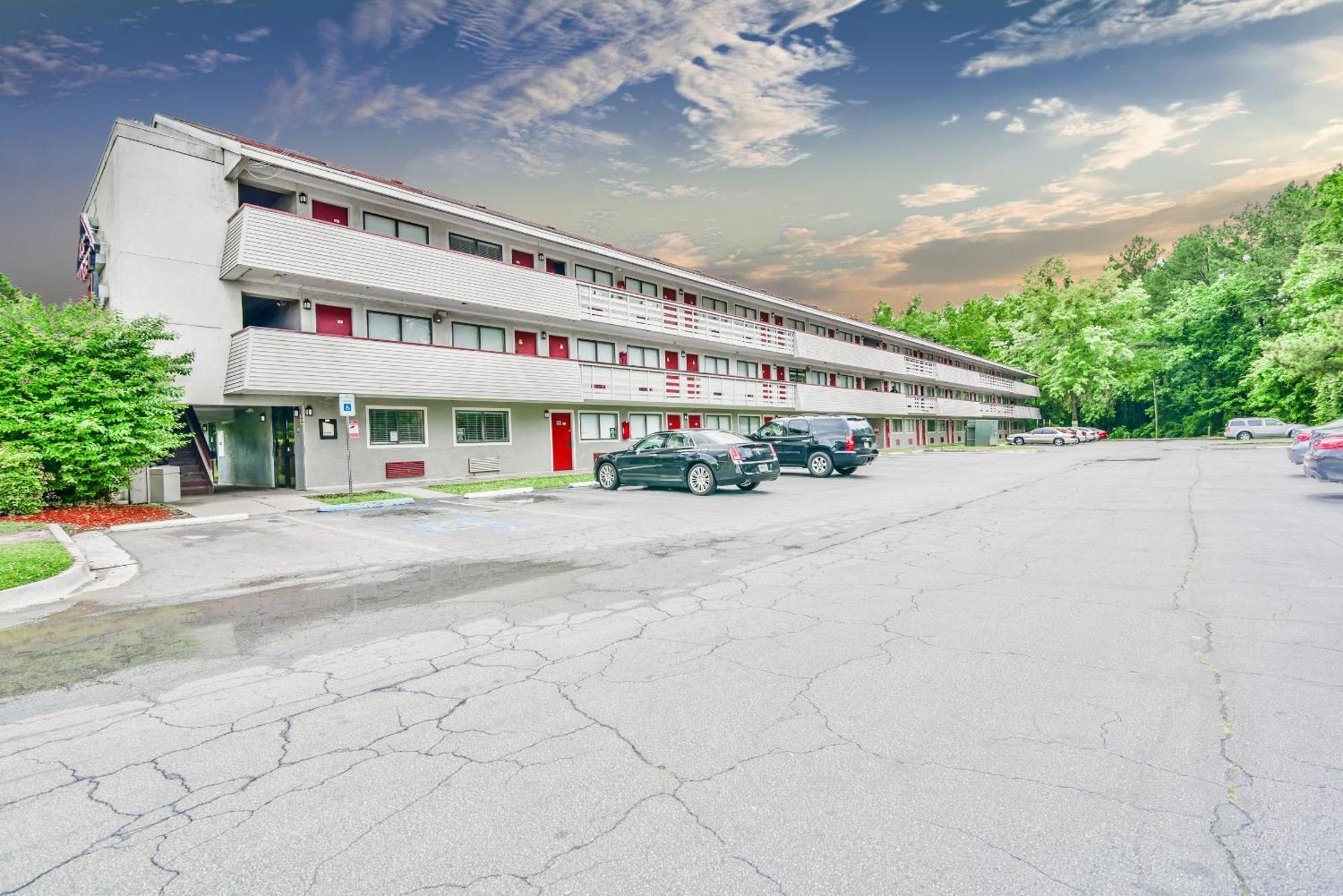 Economy Hotel